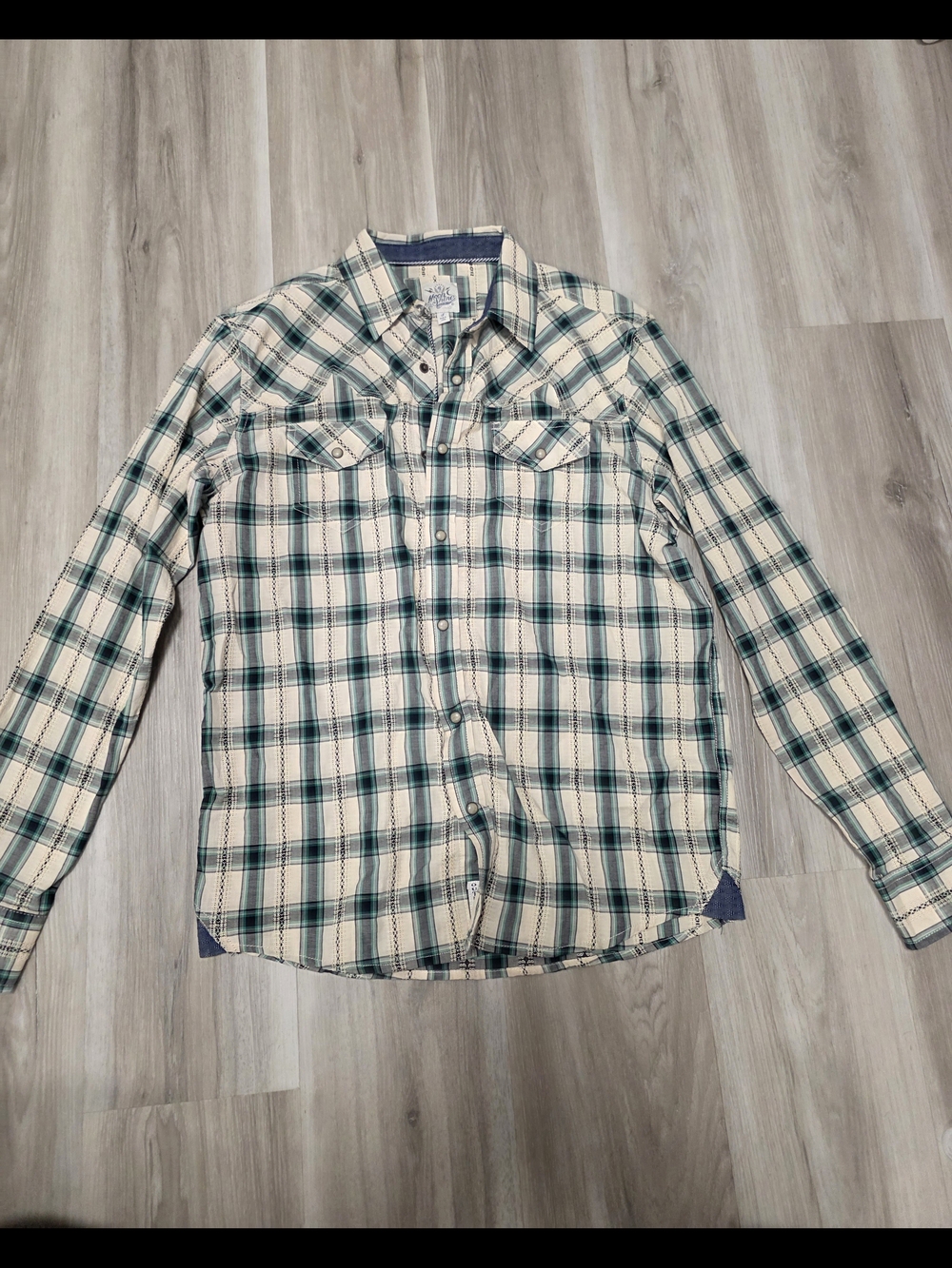 Men's Casual Plaid Button-Down Shirt - Cream & Green